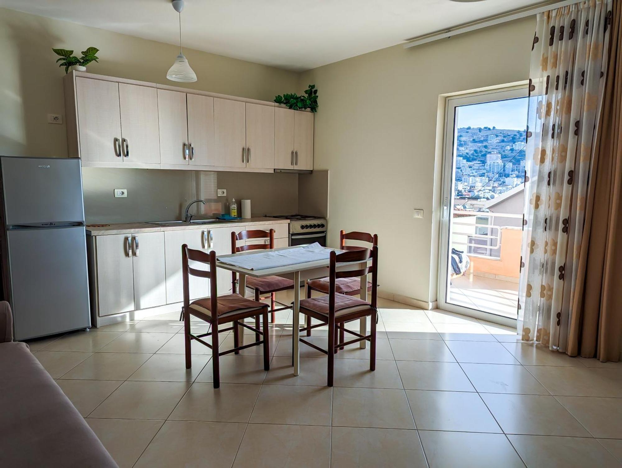 Sarah'S Apartments - 5 Min Walk To Beaches & Boulevard - Big Balcony! Sarandë 外观 照片