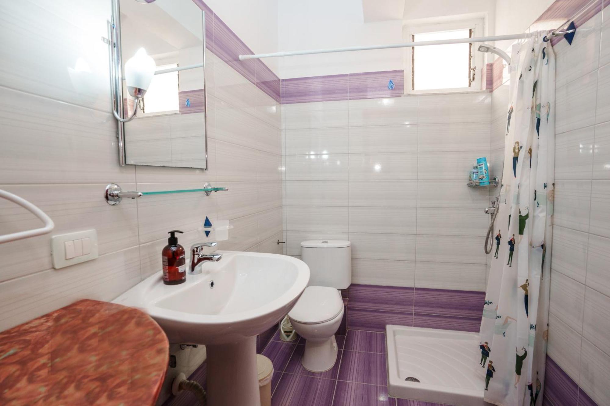 Sarah'S Apartments - 5 Min Walk To Beaches & Boulevard - Big Balcony! Sarandë 外观 照片