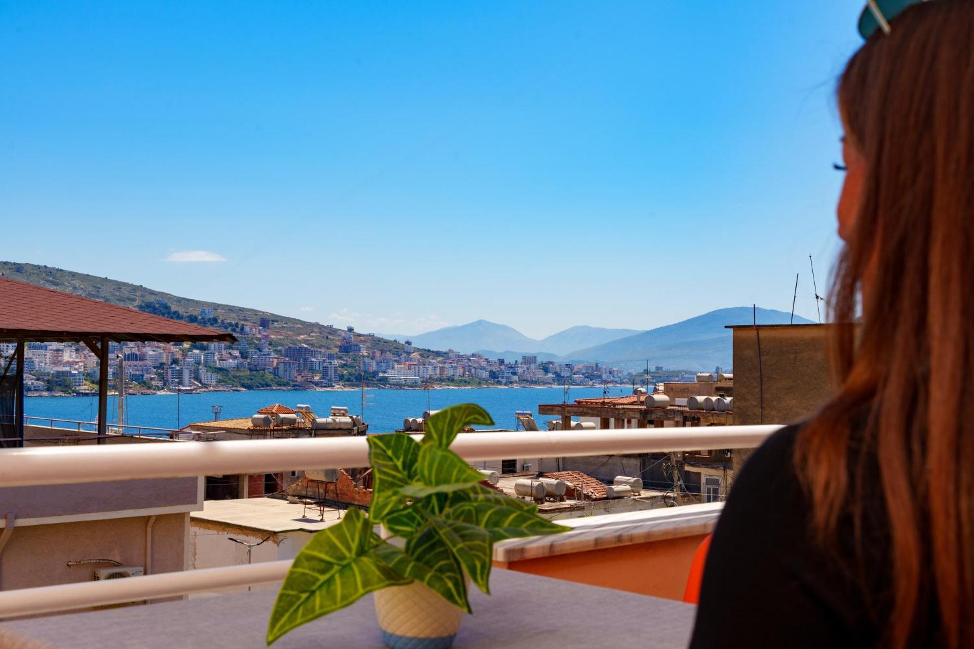 Sarah'S Apartments - 5 Min Walk To Beaches & Boulevard - Big Balcony! Sarandë 外观 照片